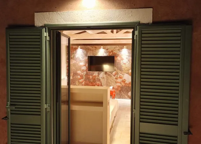 Small Exclusive Retreat Villa *