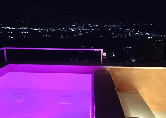 Villa Small Exclusive Retreat